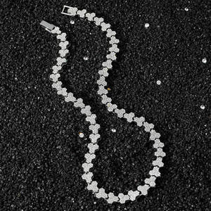 Moda üçlü yuvarlak kolye bilezik seti takı kadınlar için buzlu Out Rhinestones kümelenmiş bağlantı bilezikler kolye - Product Image 3