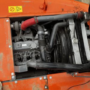 Miniexcavadora Hitachi ZX120 Japonesa Usada Original con Motor de Alta Potencia de Excavación, Bomba y Componentes de Caja de Cambios en Venta - Product Image 6