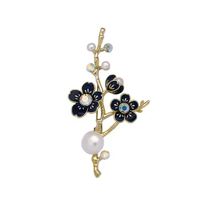 2022 brooch wholesale custom Antique and elegant plum flower brooch gold plated garment accessory
