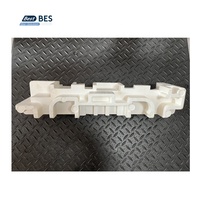 Machine de moulage de forme d'emballage en polystyrène moulé EPS automatique pour insérer un bloc de briques et une corniche
