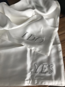22 mm Organic <strong>Custom</strong> <strong>Embroidered</strong> Silk Pillow case 100% Mulberry Silk <strong>Pillowcase</strong>