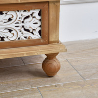 Meuble d'appoint en bois blanc moderne sculpté à motifs floraux, éco-responsable, 3 portes et 2 tiroirs, pour salon, bar à domicile ou hôtel