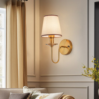 Lampe murale LED moderne en métal pour chambre à coucher, luminaire créatif en tissu pour salon, abat-jour en tissu, lampe murale en arc