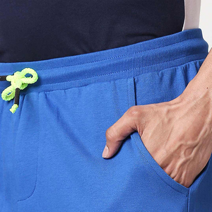 Shorts de sport décontractés pour hommes, personnalisés, de haute qualité, en polyester/coton, séchage rapide, respirants, anti-plis, pour l'entraînement estival - Product Image 4