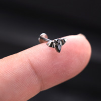 Anting Tusuk Titanium ASTM F136 Bentuk Kelelawar Zirkon Hitam & Putih Unisex Perhiasan Tubuh Tindik Tulang Rawan Telinga Cincin Hidung Bibir