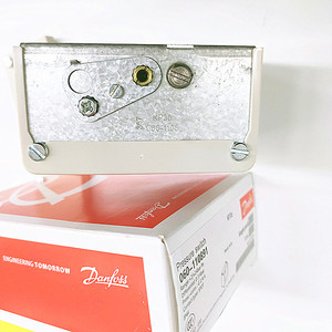 สวิตช์แรงดันดานฟอสส์ KP35 แพ็คเดี่ยวสำหรับใช้ในอุตสาหกรรม - Product Image 4