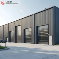 Entrepôt de stockage moderne en structure acier légère, kit de construction métallique préfabriqué