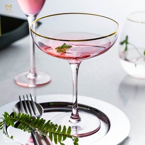 Juego de vasos de cristal de boda de lujo de color rosa y borde dorado Coupe Glass, champán, Martini y cóctel, postre y vasos para beber - Product Image 3