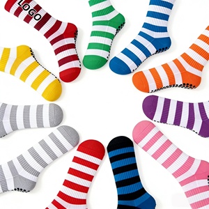 ถุงเท้ากีฬาลายทางกันลื่นสำหรับฝึกซ้อมฟุต<span class=keywords><strong>บอล</strong></span>พร้อมโลโก้แบบกำหนดเอง - Product Image 1