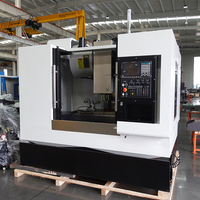 Centre d'usinage vertical CNC 3 axes VMC855 avec broche BT40, guidage linéaire et moule de précision