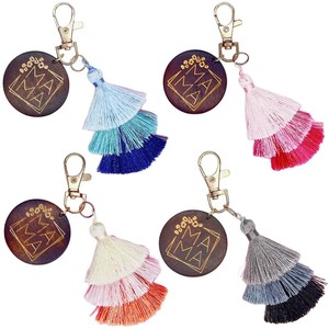 Nouveau <span class=keywords><strong>Porte</strong></span>-clés Rond Créatif Alphabet MAMA 2026, Fait Main avec <span class=keywords><strong>Pompon</strong></span> en <span class=keywords><strong>Laine</strong></span>, Accessoire de Sac - Product Image 1