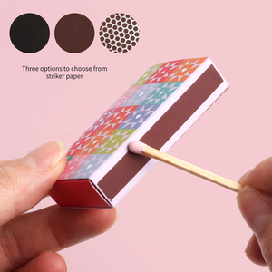 Boîte d'<span class=keywords><strong>allumettes</strong></span> personnalisée avec impression couleur, design moderne et écologique, <span class=keywords><strong>allumettes</strong></span> <span class=keywords><strong>longues</strong></span> <span class=keywords><strong>en</strong></span> <span class=keywords><strong>bois</strong></span> de sécurité, tête d'allumette blanche et rose pour mariages - Product Image 2