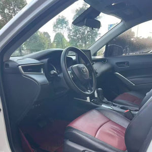 <span class=keywords><strong>Toyota</strong></span> <span class=keywords><strong>Corolla</strong></span> Cross 2024 Usata, SUV con Cambio Automatico, Sedili in Pelle, Telecamera Posteriore, Pneumatici R17, Guida a Sinistra - Product Image 4