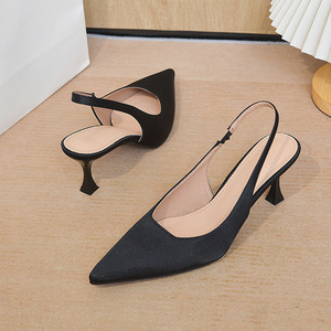 8665-2 scarpe da donna stile francese in <span class=keywords><strong>raso</strong></span> nero tacchi sottili <span class=keywords><strong>sandali</strong></span> tacco alto - Product Image 1