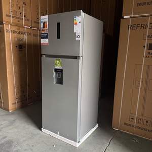 Réfrigérateur électrique à deux portes en acier inoxydable <span class=keywords><strong>avec</strong></span> <span class=keywords><strong>distributeur</strong></span> <span class=keywords><strong>d</strong></span>'<span class=keywords><strong>eau</strong></span>, capacité de 568 L, <span class=keywords><strong>d</strong></span>égivrage automatique, classe <span class=keywords><strong>d</strong></span>'efficacité énergétique, usage domestique - Product Image 4