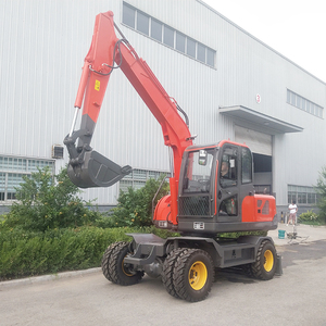 Excavadora de Ruedas Eficiente de 3600 kg para Ahorro de Combustible en Mantenimiento de Carreteras y Remoción de Nieve - Product Image 5