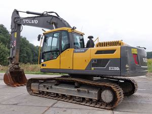 Excavatrice d'occasion VOLVO EC220 à vendre, assurance qualité, prix abordable, excavatrice d'occasion prête à travailler, 22 tonnes - Product Image 4