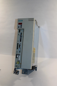 6SE70218TP70Z 6SE7021-8TP70-Z G91 G42 C43 K80 F01 ไดรฟ์ปรับความถี่ - Product Image 4