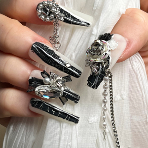 Faux ongles longs en forme de cercueil, style gothique vintage, en acrylique, faits à la main, avec boîte d'emballage de luxe, ongles à presser faits à la main - Product Image 3