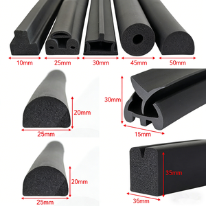 Productos de caucho EPDM personalizados, espuma sólida, formas especiales cuadradas, sellos extruidos, corte, color negro, para ventanas de automóviles. - Product Image 6