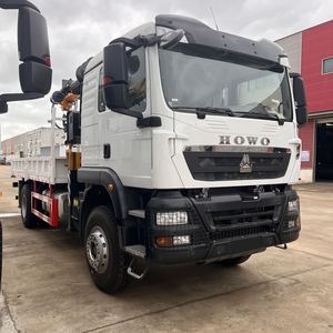 Autocarro con gru HOWO TX 4x2, motore diesel da 300 CV, gru a braccio telescopico da 8 tonnellate per lavori di costruzione e sollevamento pesante - Product Image 6