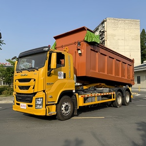 Camion compacteur à benne basculante ISUZU GIGA, camion à ordures à bras hydraulique, benne basculante 20 tonnes, système de levage par crochet - Product Image 2