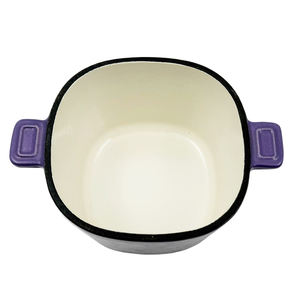 Casserole carrée en fonte émaillée antiadhésive avec couvercle auto-irrigant et bouton doré - Product Image 5