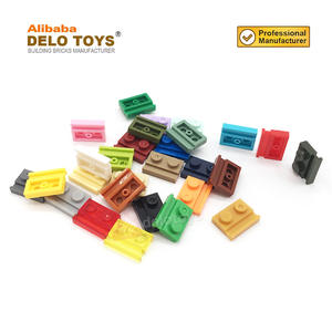 DELO TOYS Pièces de bricolage pour enfants, blocs de construction MOC, briques en plastique de haute qualité, plaque 1*2, modifiée 1 x 2 avec rail de <span class=keywords><strong>porte</strong></span> (N° 32028) - Product Image 2