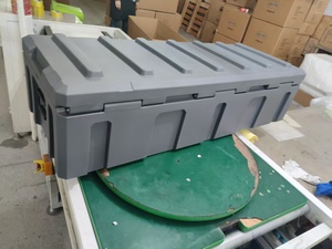 กล่องเก็บของบนหลังคารถ BESTCASES 110L LLDPE ผลิตด้วยวิธี Rotomolded วัสดุพลาสติกแข็ง ทนทาน กันน้ำระดับ IP65 ปิดด้วยตัวล็อคแบบหัวเข็มขัด รับผลิตแบบ OEM/ODM เหมาะสำหรับการตั้งแคมป์และเดินป่า รับประกัน 3 ปี รุ่น TB110 CA - Product Image 1