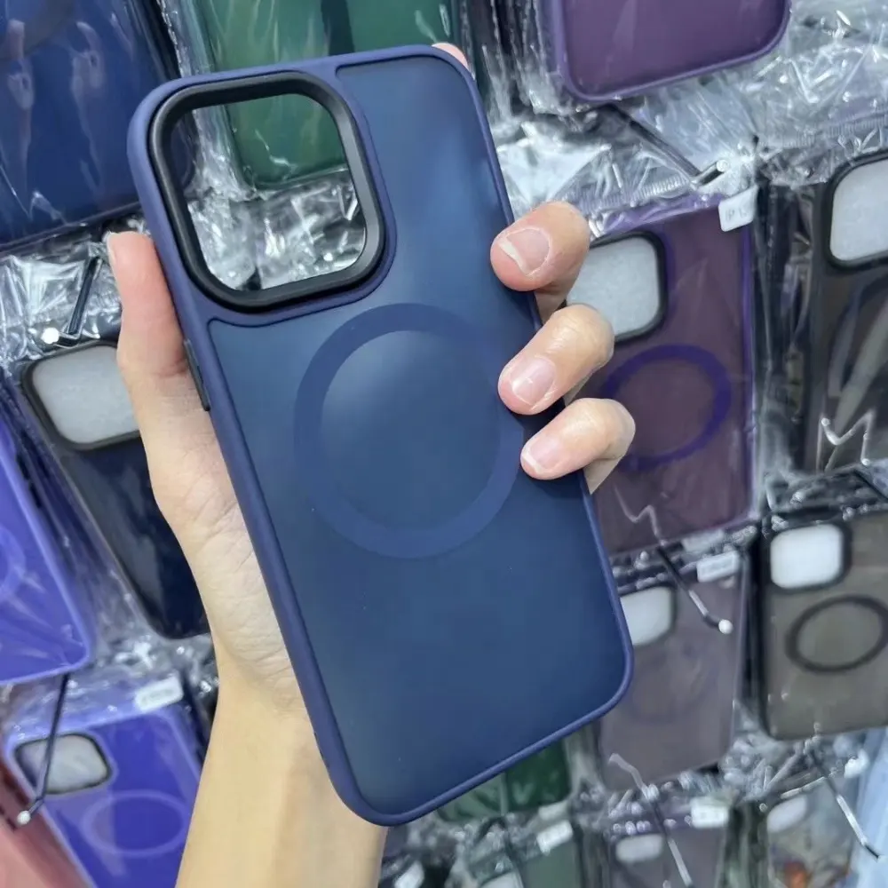 Stoßfeste Abdeckung Anti-Fingerabdruck kratzend transluzente magnetische Matte Telefonhülle für Iphone 15 14 13 12 Pro Max