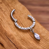 ASTM F136 Titan Klappbarer Segment-Clicker Nasenring 16G mit Zirkonia-Pavé für Septum, Helix, Lobe, Tragus Ohrring Piercing Schmuck