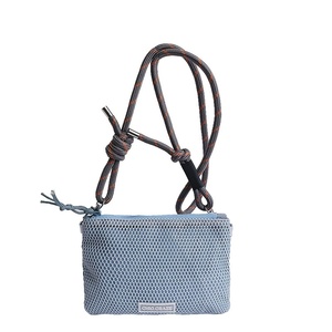 Nueva <span class=keywords><strong>Bolsa</strong></span> de Malla Multifuncional para Mujer, con Correa Ajustable, para Colgar del Cuello, Ligera, para Viaje, Playa, Lápiz Labial, Teléfono Móvil - Product Image 1