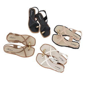 Sandalias Romanas de Una Correa Personalizadas 2025 para Mujer, Estilo Veraniego para Exteriores, Inspiradas en Celebridades de Internet, Estilo Plano y Moderno - Product Image 1