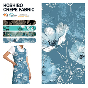 Tela Estampada de Crepé Koshibo 100% Poliéster con Estampado Floral Gris para Vestidos - Product Image 1