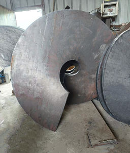 Máquina formadora de cuchillas en espiral Seccional de la marca SDCAD, prensa hidráulica de vuelo, máquina formadora de Augar helicoidal fría - Product Image 5