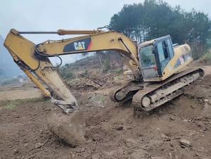 รถขุดตีนตะขาบ CAT 320d มือสอง สภาพดี ขนาด 20 ตัน รุ่น 320DL พร้อมขาย รถขุดไฮดรอลิกมือสอง - Product Image 2