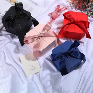 Confezione regalo di lusso Mystery Surprise Box confezione regalo di san valentino rosa scatola regalo di fiori di profumo di cioccolato vuota con decorazioni a fiocco di nastro
