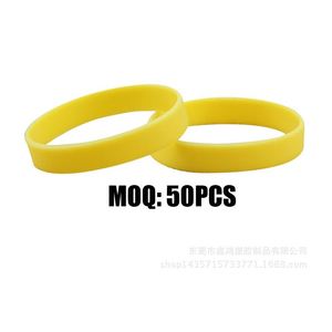 Elastico per scarpe Catch su un cappello in paglia Circonia 500 Ss Guangdong Silicone 22M ciondoli da polso One Plus Net Rpet personalizzato sciocco - Product Image 5