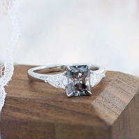 PST Personnalisé Dames Bagues En Argent Sterling 925 D VVS1 3ct Gris Radiant Coupe Moissanite Anneau Usage Quotidien
