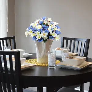 Buquê de lírios de seda para mulheres, acessórios de cabeça, mini artesanato de flores de seda, buquê de flores artificiais de lírios por atacado