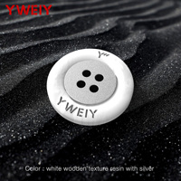 Kancing Resin Putih YWEIY Logo Kustom Grosir untuk Kemeja Pria, Kancing Resin Ramah Lingkungan dengan Bagian Tengah Emas untuk Pakaian, Baju, Jubah