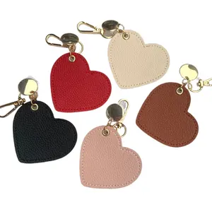 Wholesale Custom Logo Promotional Gift Keychains PU Leather Heart Shaped Keychains Bag Charm Pedant Keychains