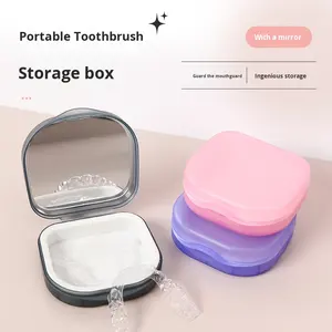 Scatola di immagazzinaggio efficiente della pillola per apparecchi dentali portatili e compatti per protesi invisibile - Product Image 1