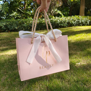 Sac fourre-tout en carton enduit de luxe personnalisé, ruban, matériaux recyclés, logo imprimé en couleur personnalisé - Prix d'usine, boutique - Product Image 2