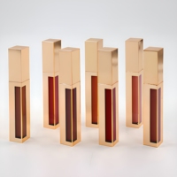 Gloss à lèvres liquide mat repulpant, végétalien, hydratant, waterproof, haute pigmentation, personnalisable avec votre logo, en gros, marque privée
