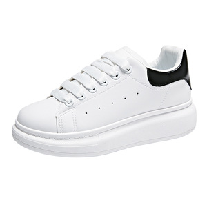 Scarpe <span class=keywords><strong>da</strong></span> uomo bianche <span class=keywords><strong>da</strong></span> <span class=keywords><strong>donna</strong></span> con tacco alto in Sole spesse altezza crescente fodera in microfibra con lacci in pelle stampata per gli sport invernali - Product Image 1