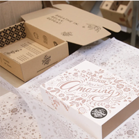 Échantillon gratuit, boîte d'expédition en carton ondulé personnalisée avec logo, couleur rose, pour cosmétiques, boîte à courrier, boîte en papier