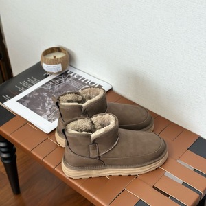 2025 מגפי שלג אופנתיים באיכות גבוהה של פרמן השלג של גברים מגפי איכות צמר באיכות גבוהה סופר חם עליון - Product Image 6