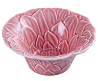 Service de vaisselle artisanal en relief avec motif chou rouge, assiettes et bols à salade pour restaurant et hôtel