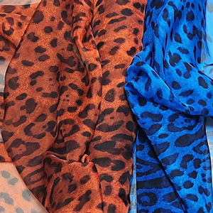 Tessuto in <span class=keywords><strong>Chiffon</strong></span> di <span class=keywords><strong>Seta</strong></span> 100% con Stampa Personalizzata 6mm, Lussuoso e Sottile, Motivo Leopardato per Abbigliamento Femminile - Product Image 2